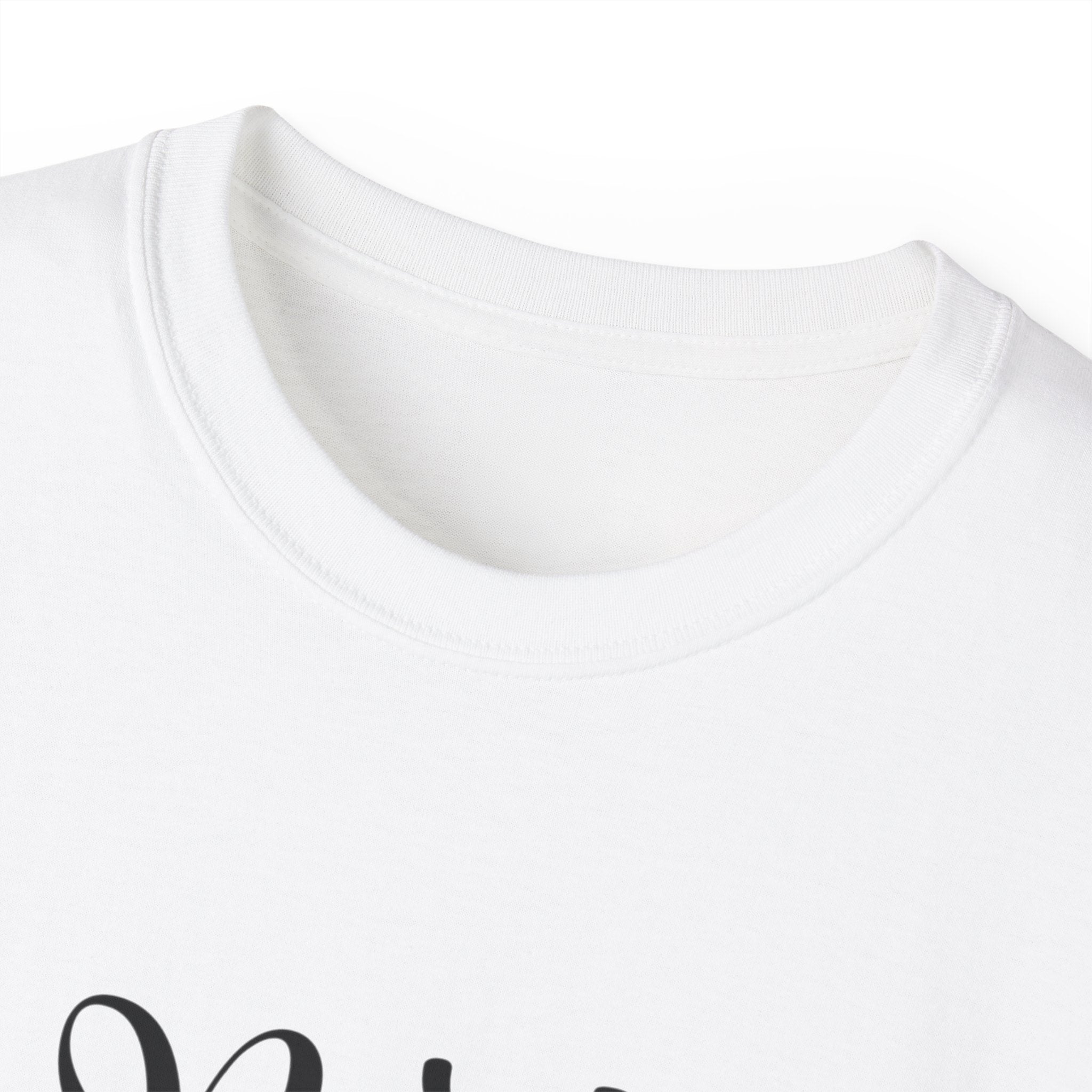 Best Cat Mom Ever Tee — Cute Cat Mom Gift T-Shirt