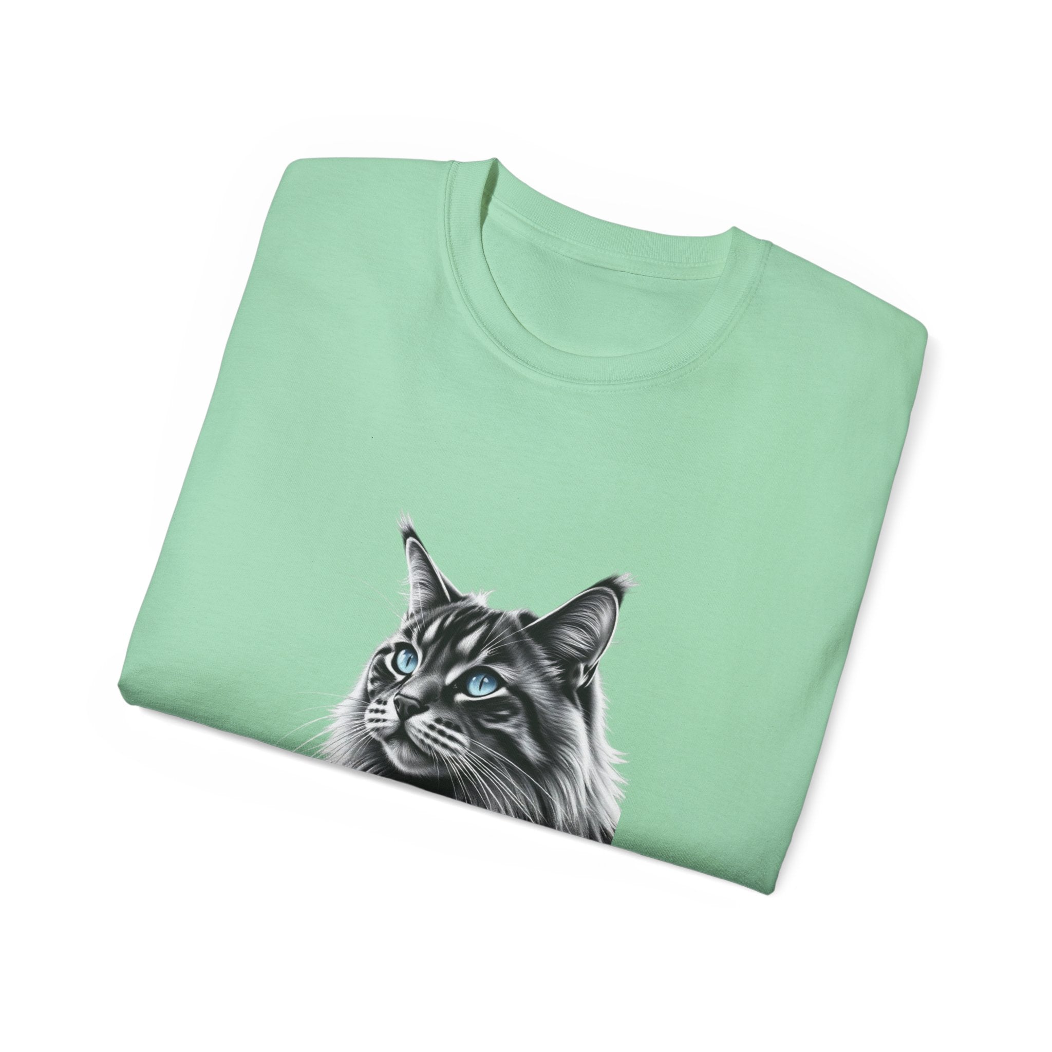 Cat Portrait T-Shirt - "Love My Maine Coon" Graphic Tee