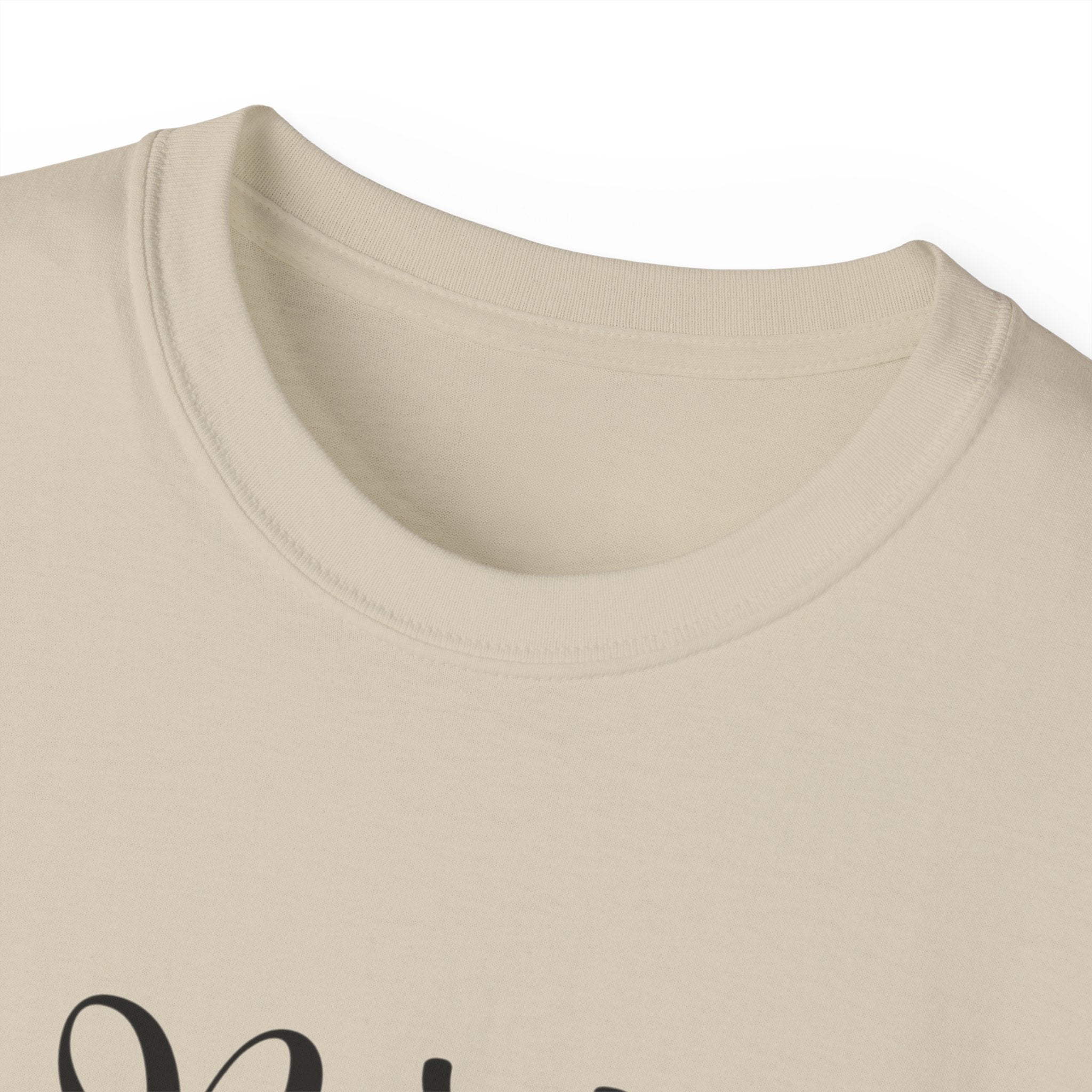 Best Cat Mom Ever Tee — Cute Cat Mom Gift T-Shirt