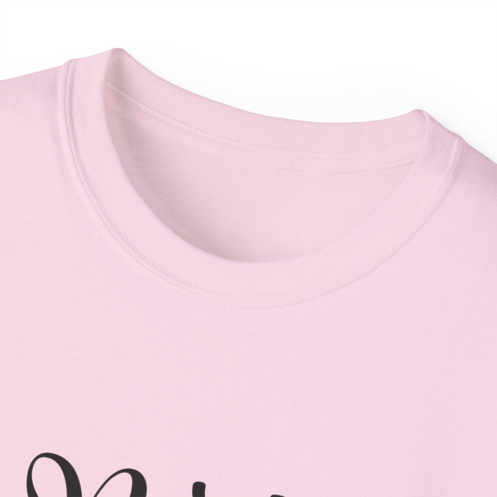 Best Cat Mom Ever Tee — Cute Cat Mom Gift T-Shirt